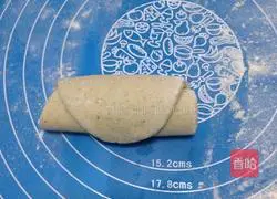 Illustration of how to make salt and pepper scallion pancake 10