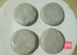 Illustration of how to make milky purple potato filling and red bean dregs cake 11