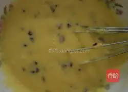 Cranberry Cake Roll Recipe Illustration 7