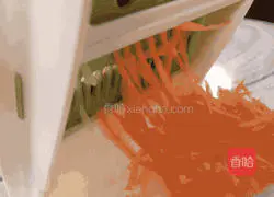 Illustration of how to make potato pancakes for babies over 2 years old 2