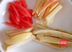 Illustration of how to make sushi fruits 1