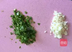 Illustration of how to make electric pan roasted yellow clams 5