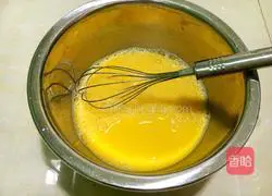 Illustration of how to make green onion egg pancake 3