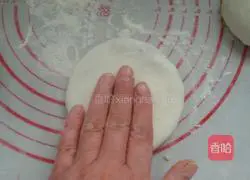 Illustration of how to make beef and cabbage pie 11