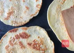 Illustration of how to make water-free milk-flavored egg tortillas 3