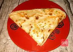 Illustration of how to make hot scallion pancakes 12