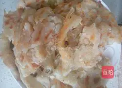 Illustration of how to make hot scallion pancakes 12