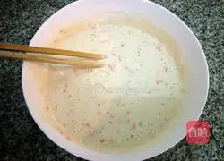 Illustration of how to make carrot and egg pancakes 4