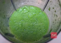 Illustration of how to make spinach burritos 3