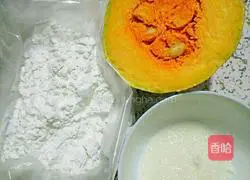 Illustration of homemade pumpkin pie 1