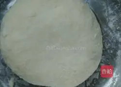 Lard and green onion meat pie Practice illustration 4