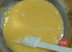 Custard Sauce Cake Roll Recipe Illustration 2