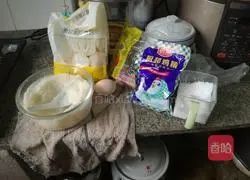 Illustration of how to make pancake-wrapped hot dogs 1