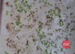 Illustration of how to make green onion cake 4