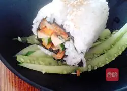 Illustration of how to make roll sushi 8