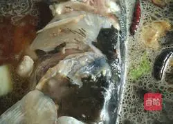 Illustration of how to make fish head cakes 5