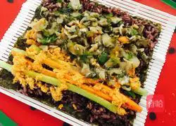  Illustration of how to make medium-flavored snail meat floss sushi 6