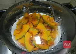 Illustration of making glutinous rice pumpkin cake 3