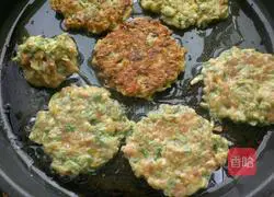 Sophora Flower Minced Pork Cake Recipe Illustration 8