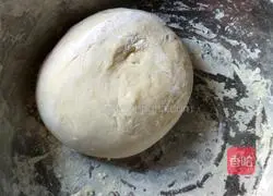 Illustration of how to make scallion pancakes 1