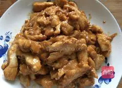 Illustration of how to make Beijing sauce chicken fillet burrito 8