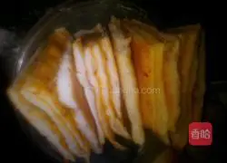 Illustration of how to make fermented curd pancakes 12