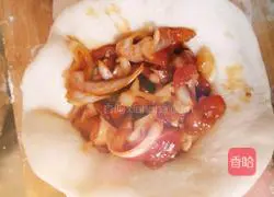 Illustration of how to make meat-shaobing cakes 7