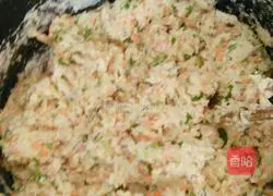 Illustration of how to make mixed vegetable potato cakes 9