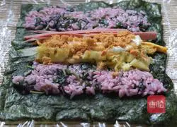 Illustration of how to make flower sushi 13