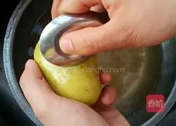 Illustration of how to make Lu-style potato burritos 2