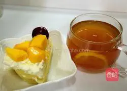 Steamed Illustration of how to make cream fruit cake 15