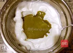 Illustration of Matcha Cake Roll Recipe 10