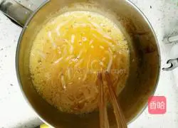 Illustration of how to make whitebait egg pancake 4