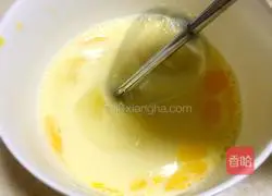 Illustration of how to make kiwi sago and banana soft cake 7