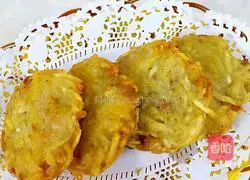 Illustration of how to make minced meat and potato pancakes 5