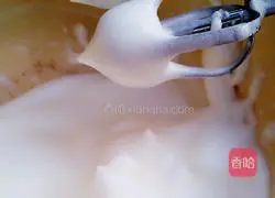 Red Velvet Cream Layer Cake Recipe Illustration 2