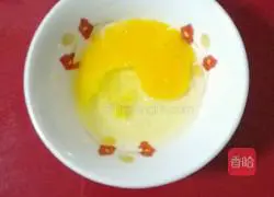 Illustration of how to make black sesame egg pancake 1