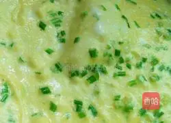 Illustration of how to make egg pancakes 9