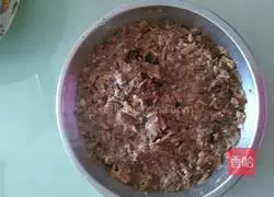 Illustration of how to make steamed pork patties with cabbage leaves 6