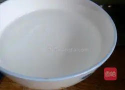 Illustration of how to make egg-filled pancakes 2