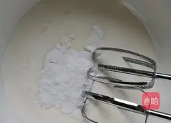 Illustration of how to make a 4-inch cream cake 9
