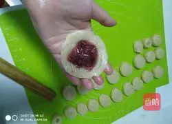 Rose Flower Cake Recipe Illustration 22