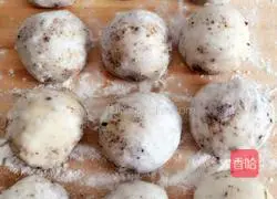 Illustration of how to make sesame sauce pancakes 11