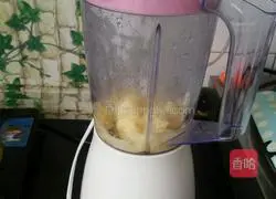 Illustration of how to make light potato pancakes 4