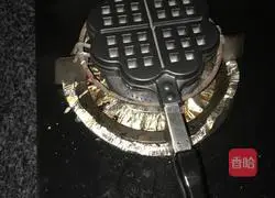 Illustration of how to make original waffles 9