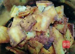 Illustration of how to make spicy rice dumplings 7