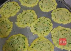 Illustration of how to make pancakes 4