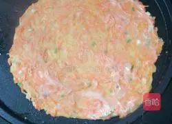 Illustration of how to make egg carrot cake 4