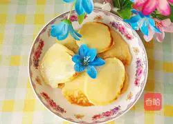 Illustration of how to make milk and egg pancakes 11 