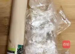 Illustration of how to make banana sushi 4